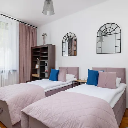 Apartament Rodzinny Z Dwiema Sypialniami Blisko Centrum Krakowa By Renters Appartement *