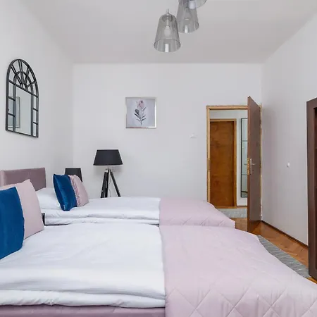 Apartament Rodzinny Z Dwiema Sypialniami Blisko Centrum Krakowa By Renters